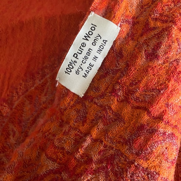 Tibet wool wrap scarf. Shades of orange, brown, rust. - Picture 2 of 5